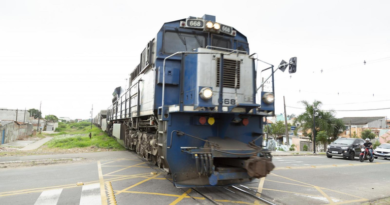 Trem da problemas em Curitiba