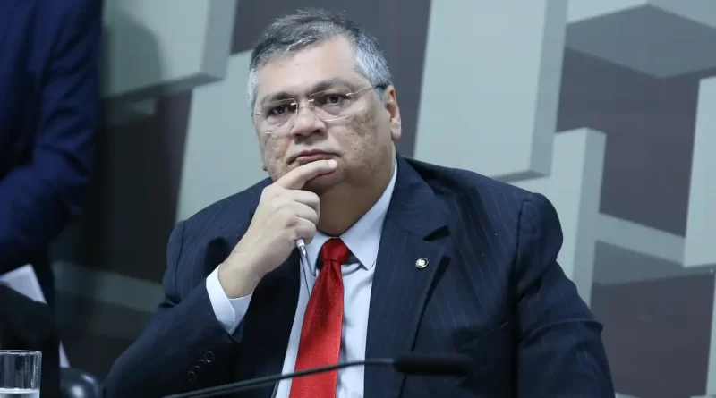 Dino vai para o STF